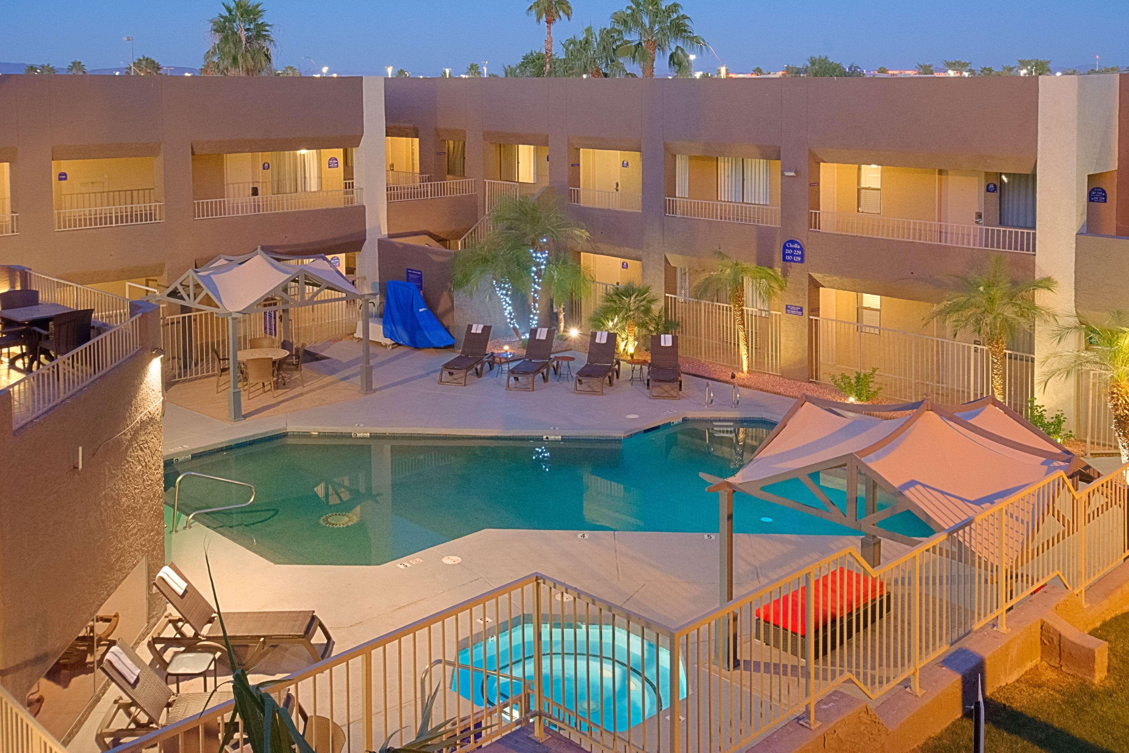 Best Western Yuma Mall Hotel & Suites Exteriör bild